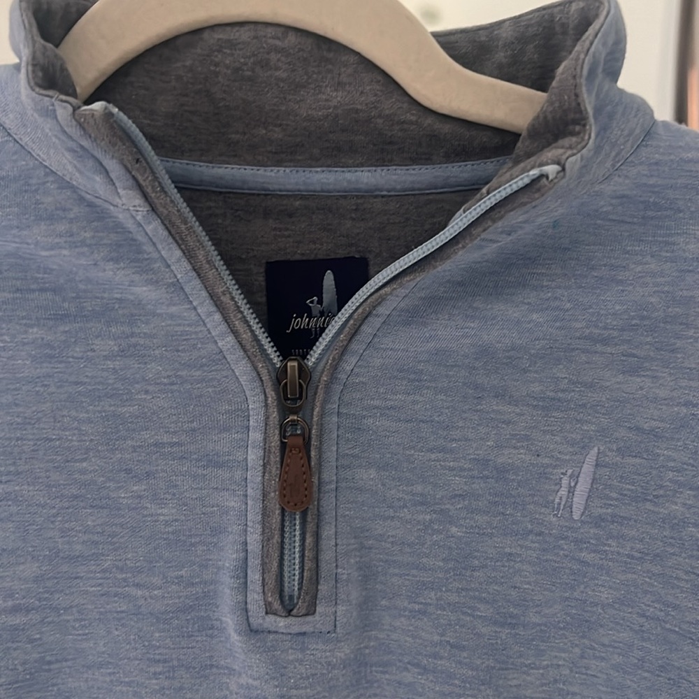 Light blue Johnnie-O pullover size 12 - Picture 2 of 3